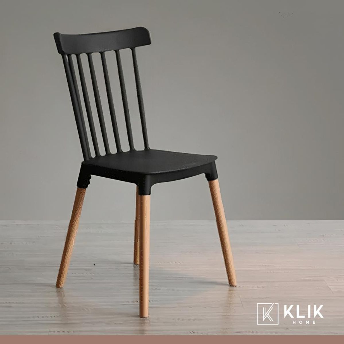 KLIK - Pack de 4 Sillas Windsor Negras KLIK