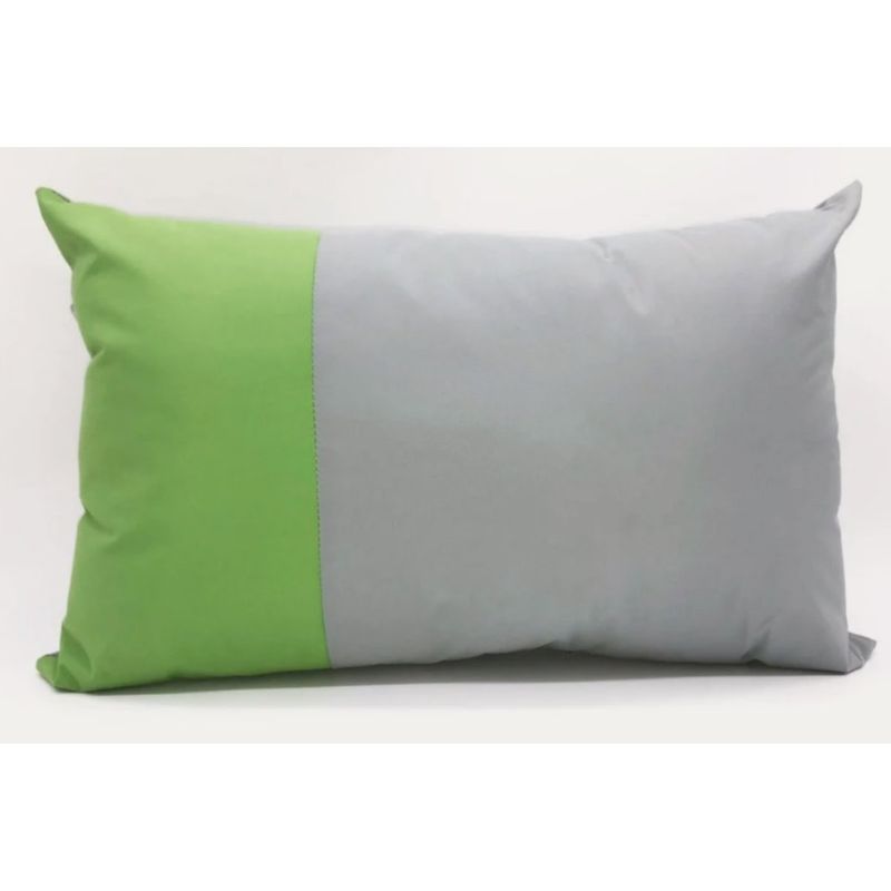 INES JOHNSON - Cojín 50x33cm impermeable gris verde Inés Johnson Mimbral