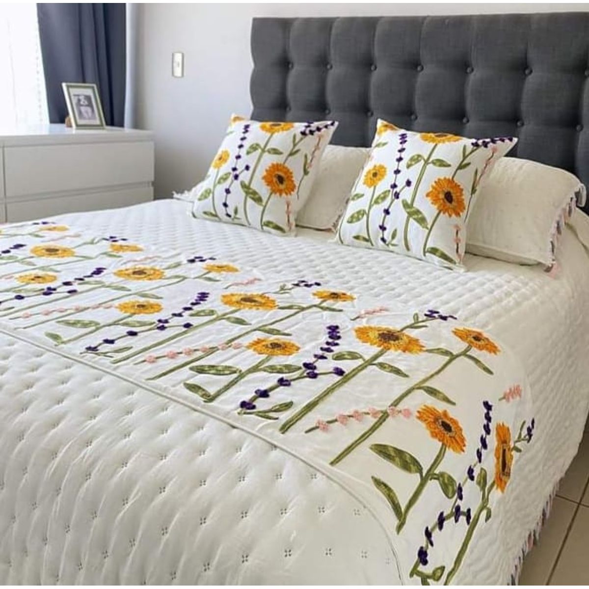 GENERICO - Piecera Bordada girasol  dos fundas de cojín para dormitorio