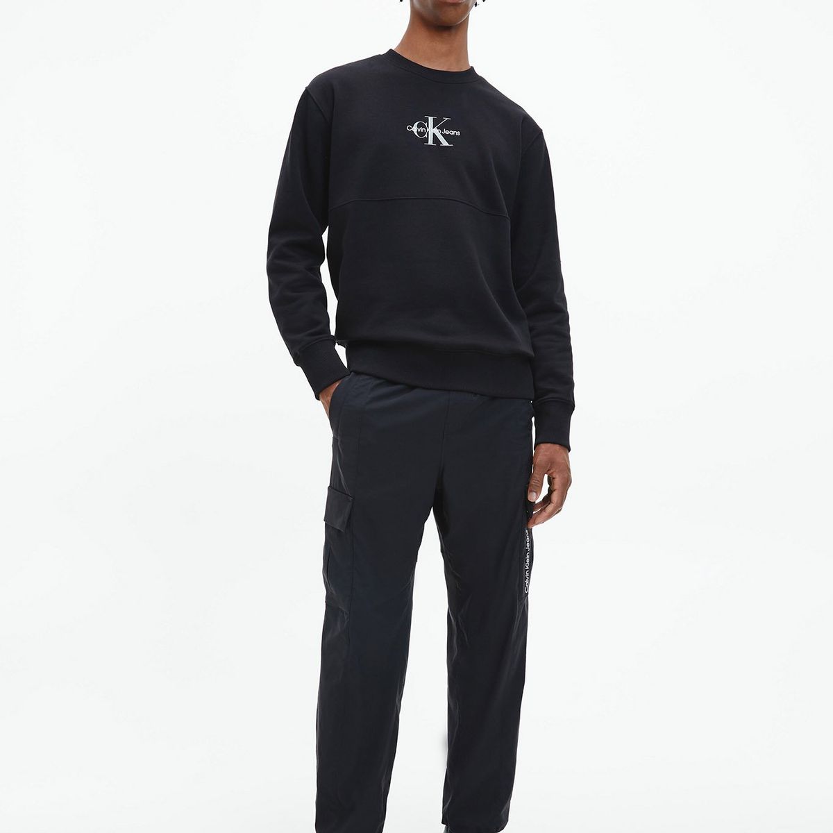 CALVIN KLEIN - Polerón Monogram Logo Negro Calvin Klein