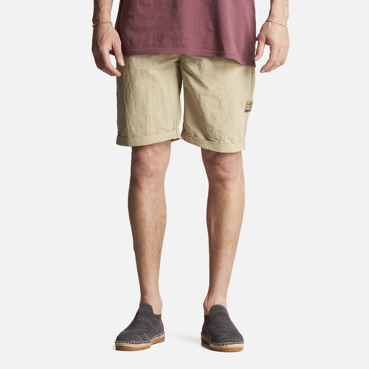 HAKA HONU - Short Hombre Triangulo de las Bermudas Beige Haka Honu