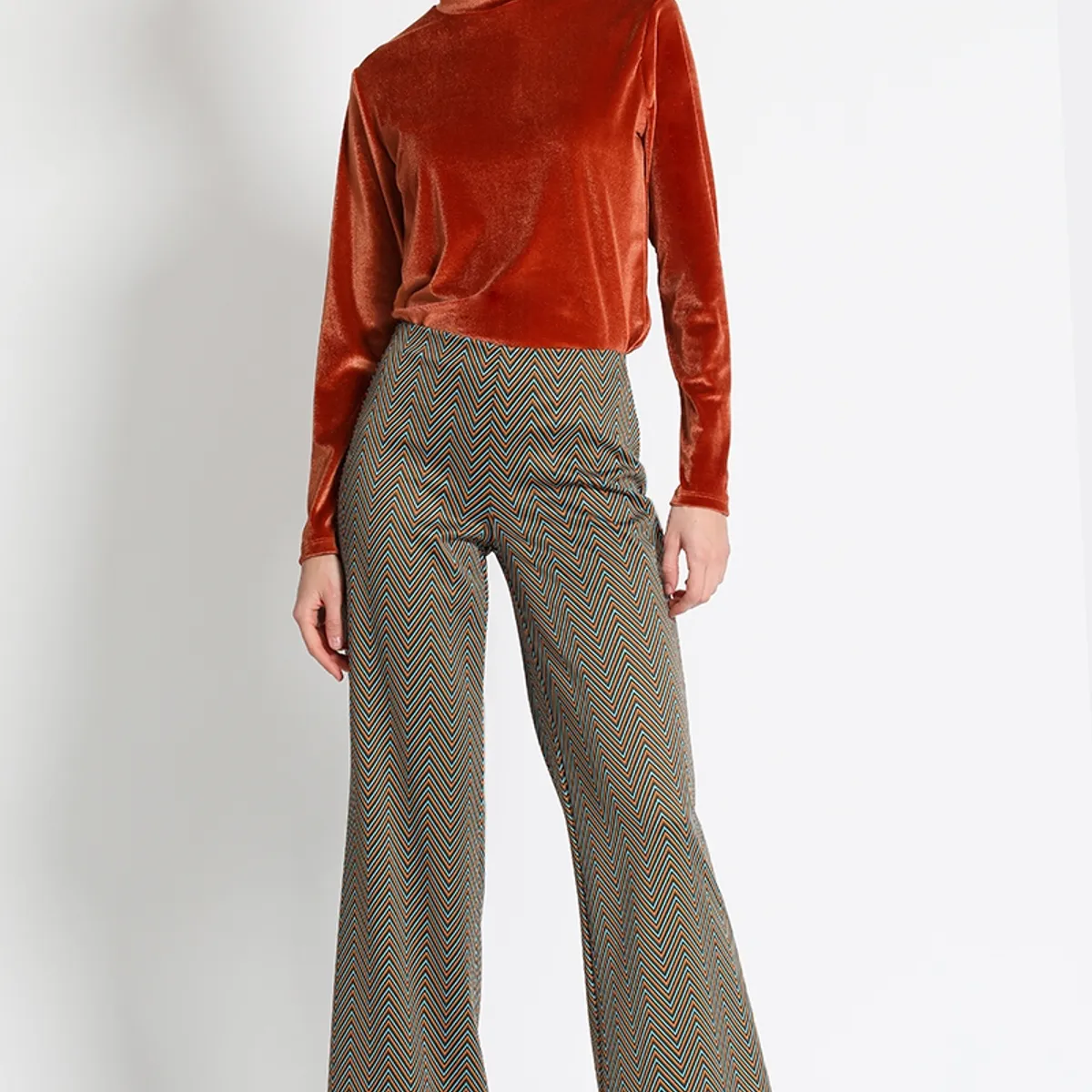 LIOLA - Pantalón Flare Fantasia Naranjo Liola