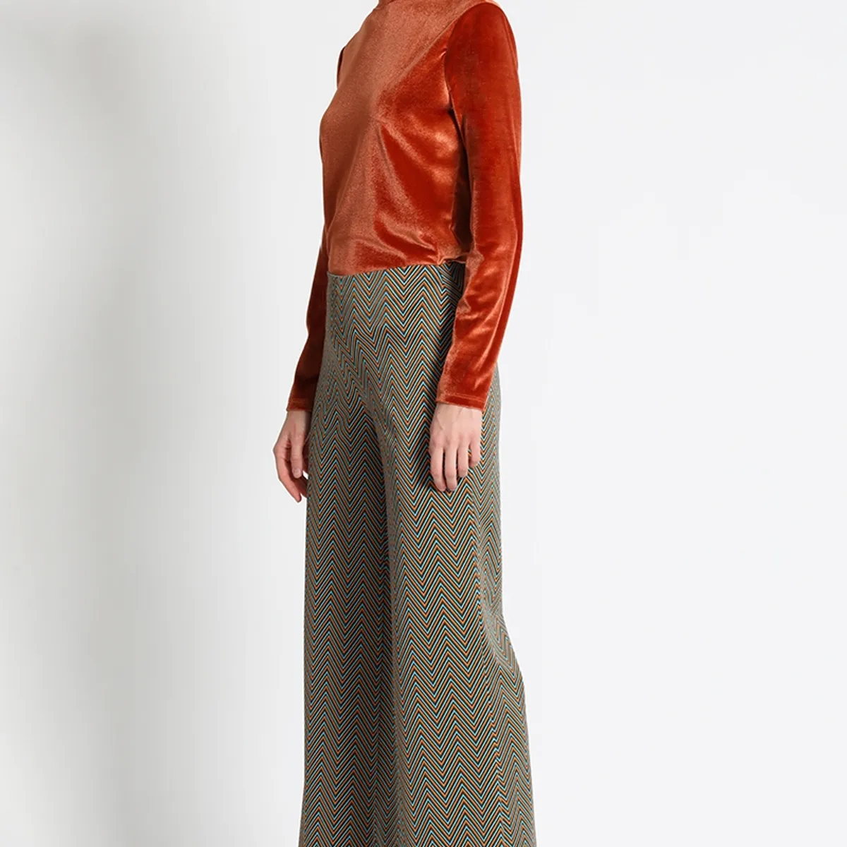 LIOLA - Pantalón Flare Fantasia Naranjo Liola