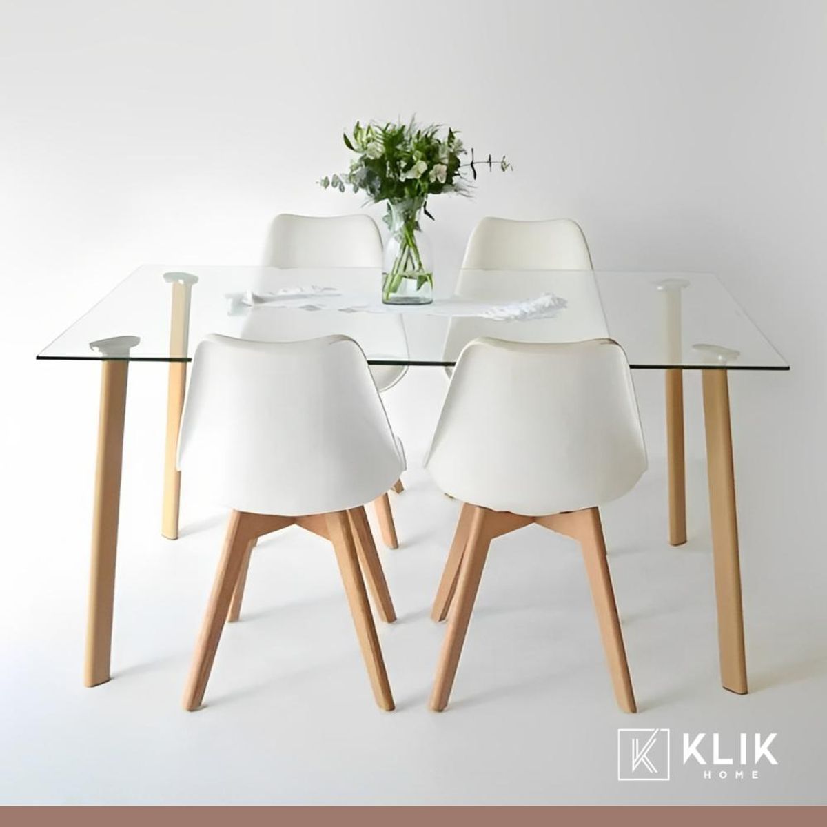 KLIK - Comedor Mesa de Vidrio Nórdica 140x90 cm + 4 Sillas Tulip Blancas KLIK