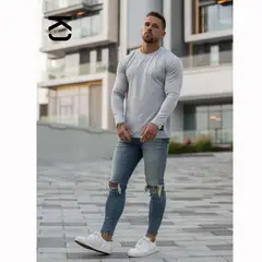 KUSSI COLLECTION - Polera Essential Manga Larga Gray