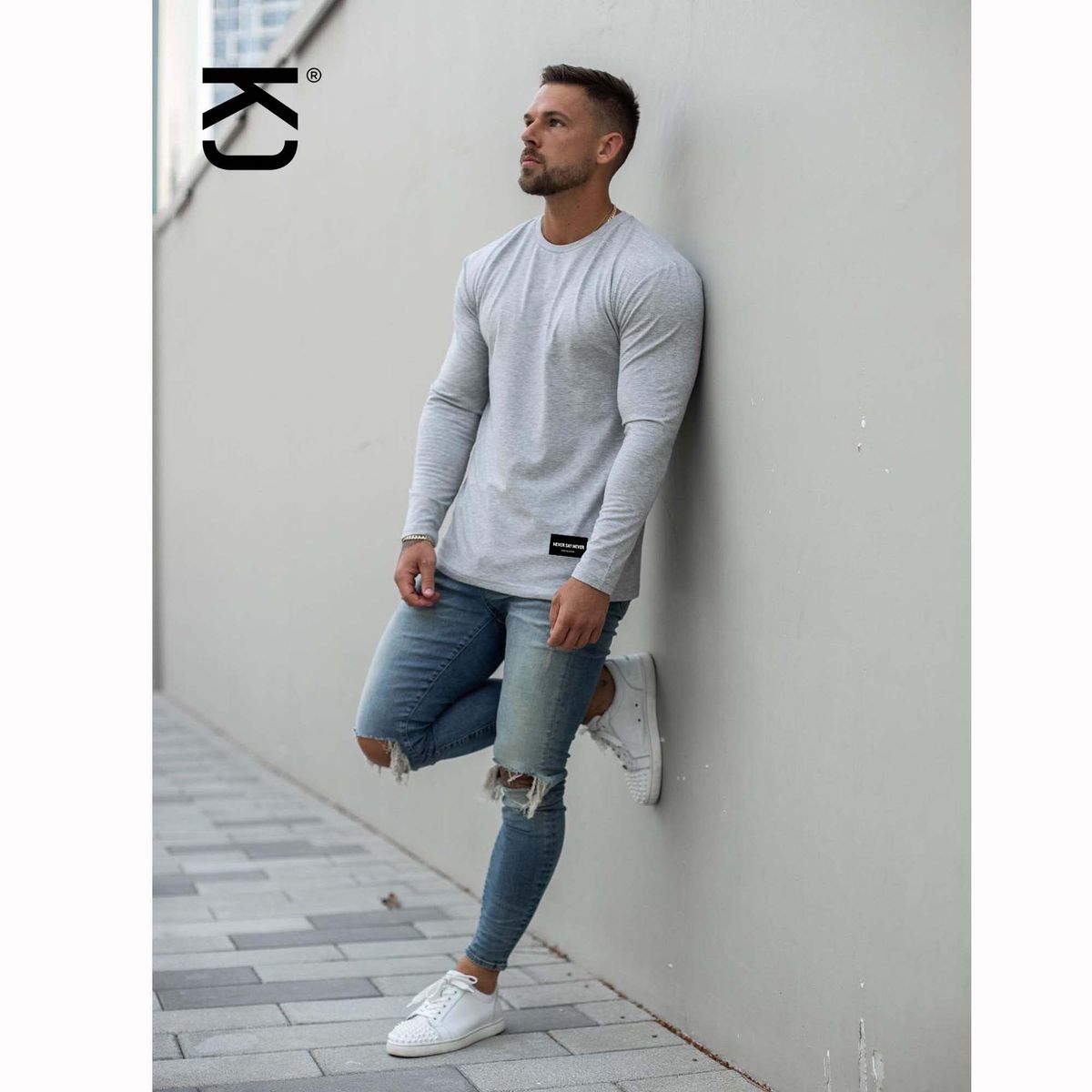 KUSSI COLLECTION - Polera Essential Manga Larga Gray