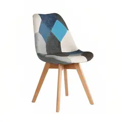 KLIK - Silla Eames Patchwork Acolchada Celeste