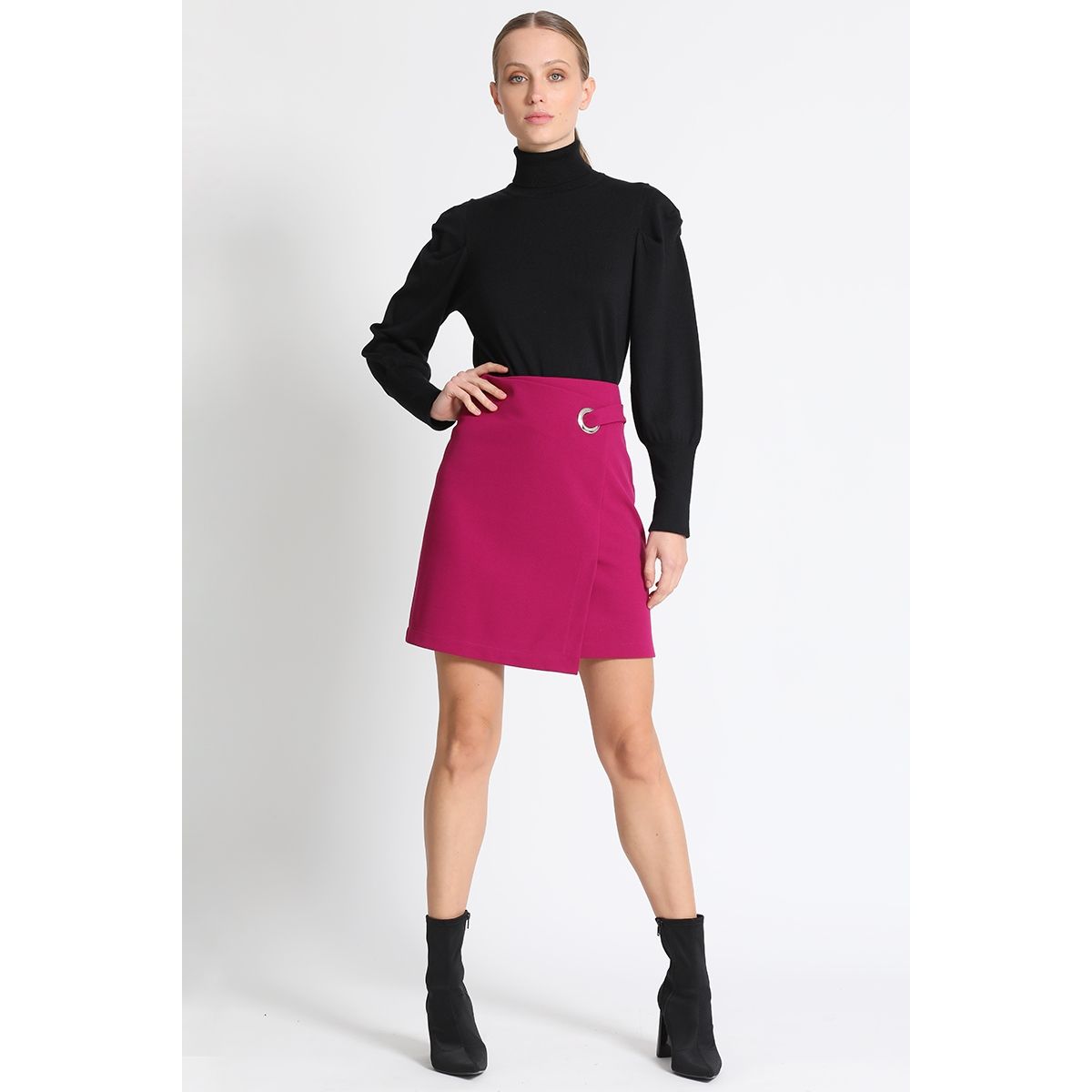 LIOLA - Falda Corto Liso Fresa Liola