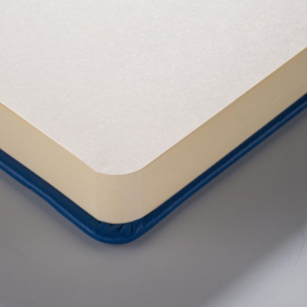 ART CREATION - Libreta Art Creation Azul Marino 13x21cm 140gr 80hjas.