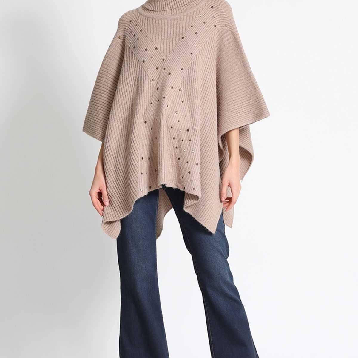 LIOLA - Poncho Tejido Café Liola