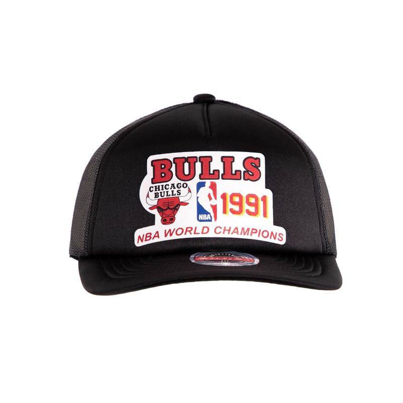 MITCHELL & NESS - Gorro Jockey trucker mitchell and ness chicago bulls visera curva negro