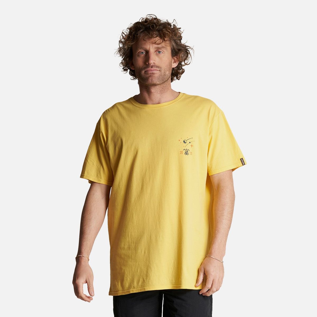 HAKA HONU - Polera Hombre Atardecer Amarillo Haka Honu