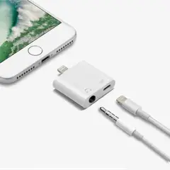 IRM - Adaptador de Audio IPhone Conectores lightning Plus Duales Aux