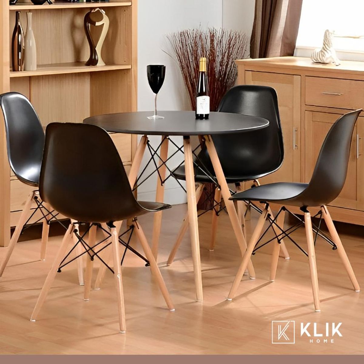 KLIK - Comedor Mesa Eames Redonda Negra 80cm + 4 Sillas Eames Negras KLIK