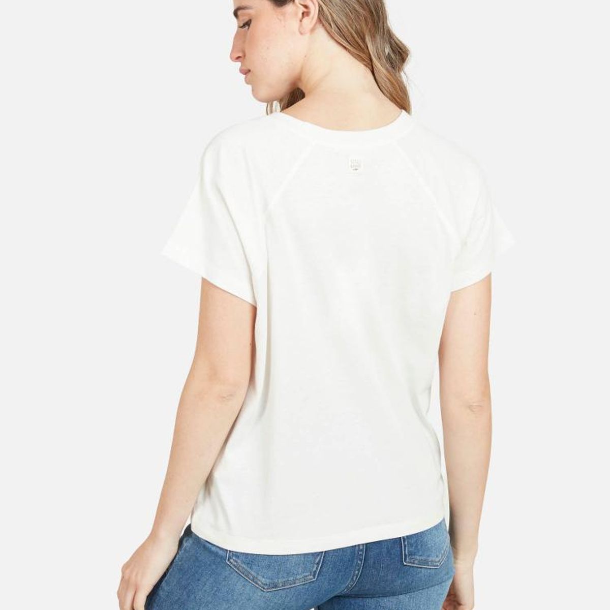 MAUI AND SONS - Polera COSMIC BUTTERFLAY Mujer Blanco Maui & Sons