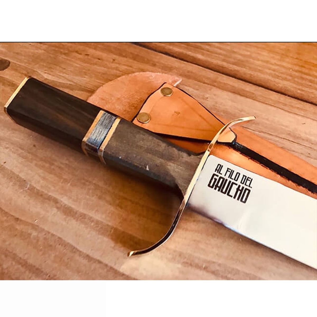 AL FILO DEL GAUCHO - Cuchillo Parrillero Facon Pampero