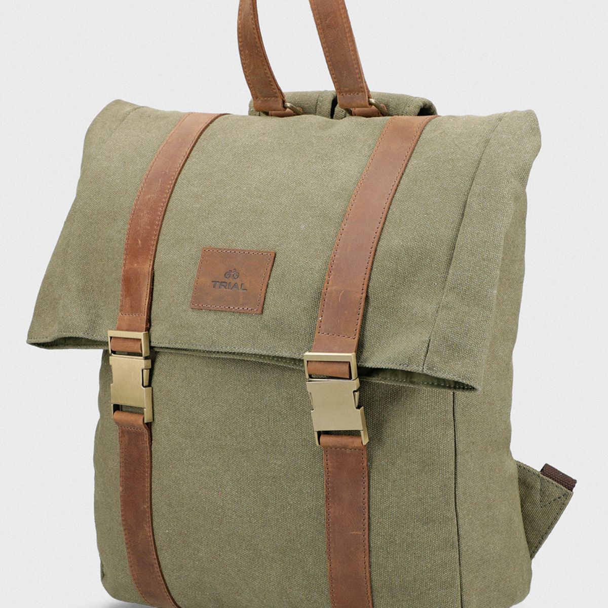 TRIAL - Mochila Dionisio oliva
