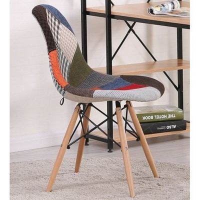 Imagen 2 del producto Silla Multicolor Eames Patchwork
