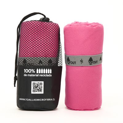 Imagen 2 del producto Toalla de microfibra100% material reciclado tamaño M Fucsia