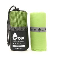 Toalla de microfibra100% material reciclado tamaño M Verde