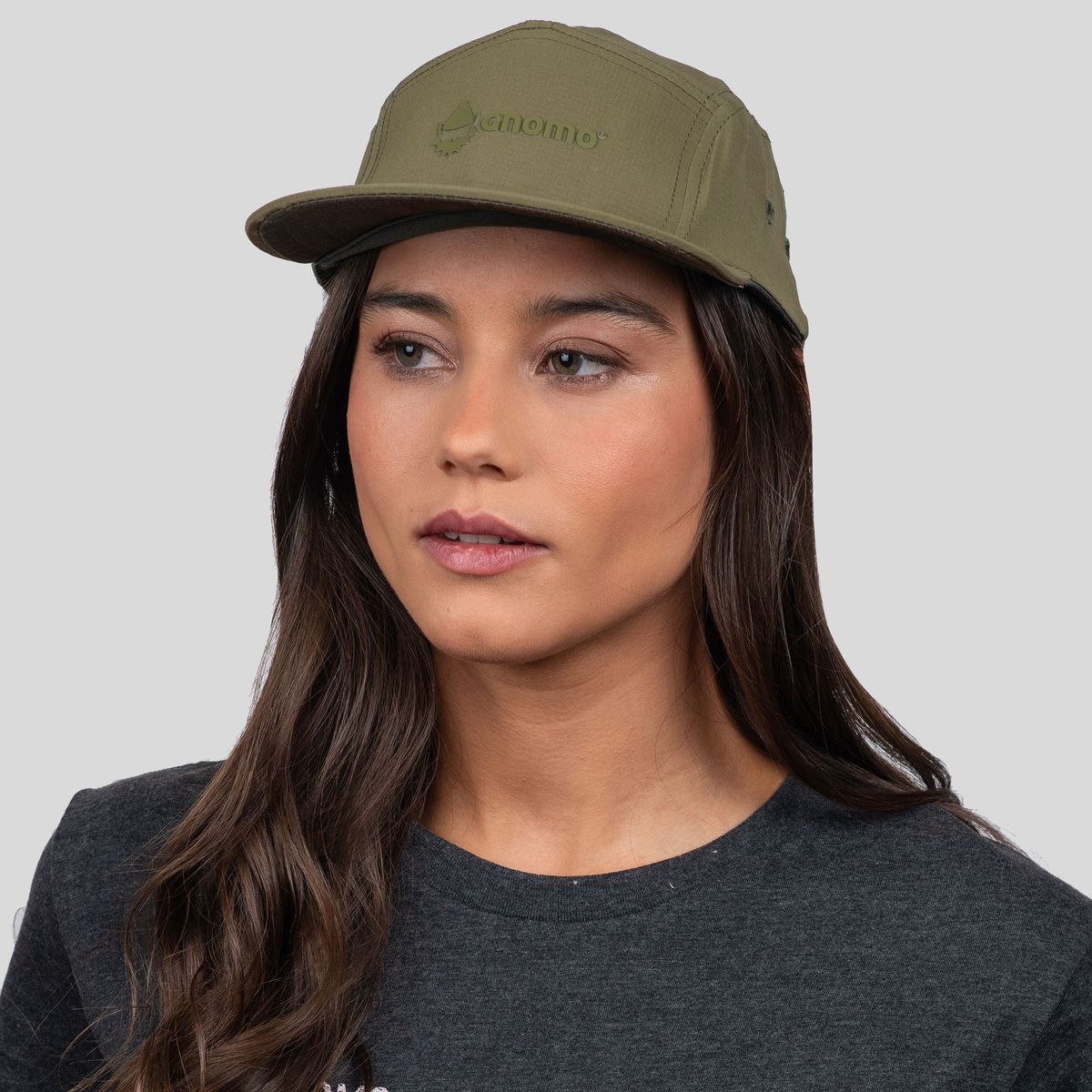 GNOMO - Gorro Runner Sport FullLogo DarkGreen Gnomo