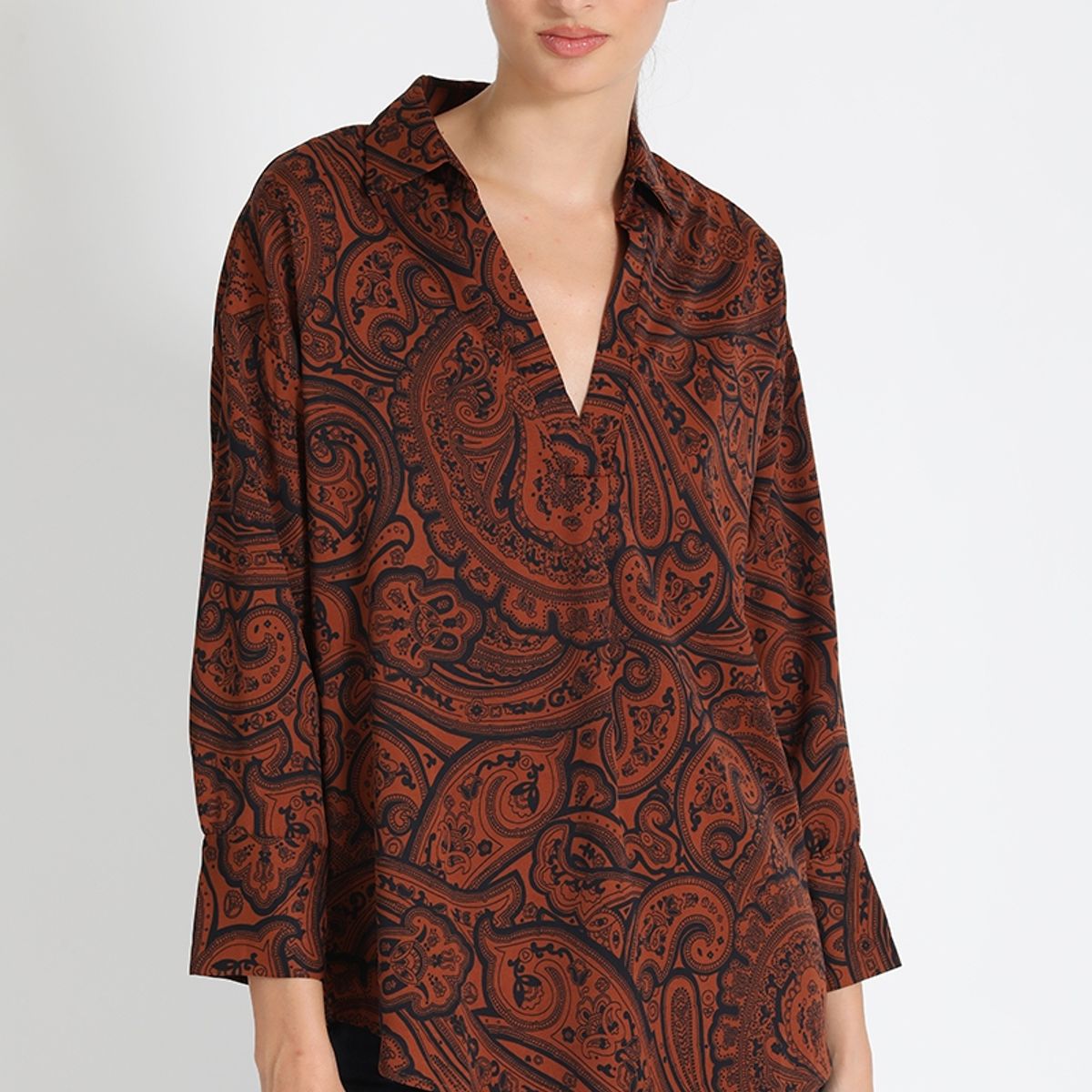 LIOLA - Blusa Estampado Paisley Naranjo Liola