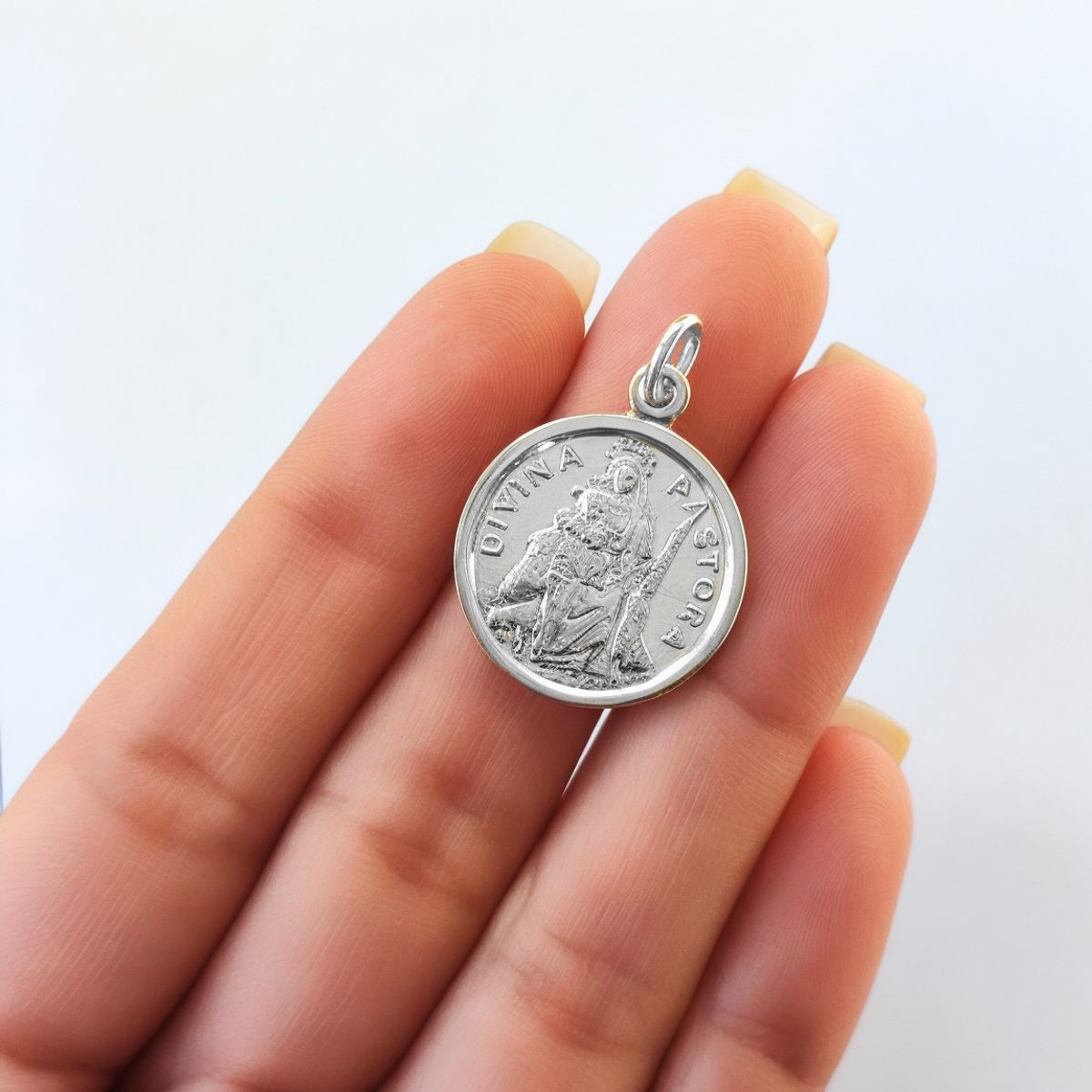 COGGIOLA - Colgante Medalla Divina Pastora 20mm Plata Fina 925
