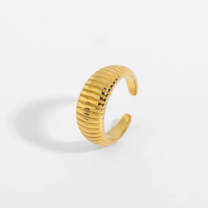 GENERICO - ANILLO MUJER TEXTURADO MODELO LONDON BAÑADO EN ORO 18K