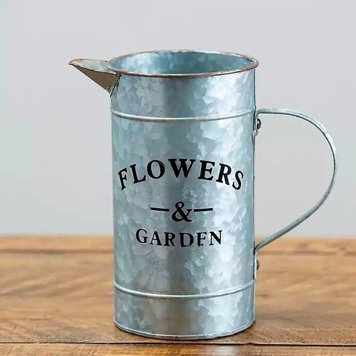 BRIC - Regadera decorativa flower.