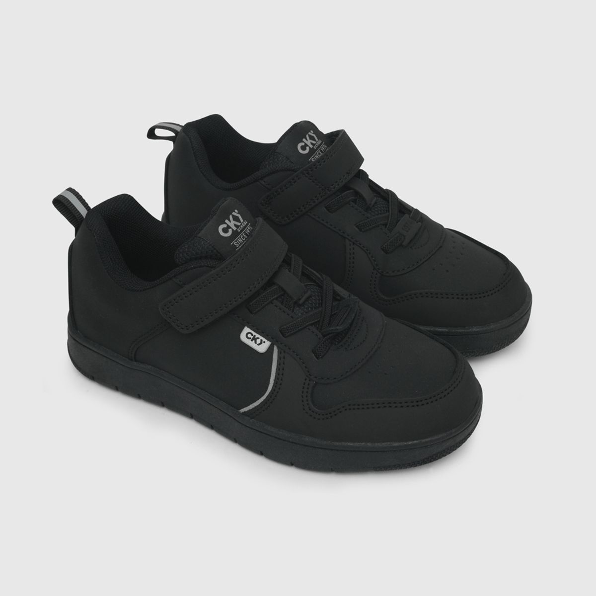 COLLOKY - Zapatilla escolar de niño junior negro (26 a 29)