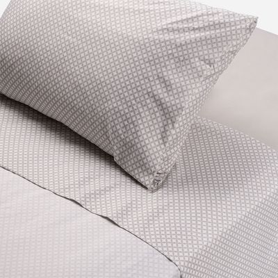 Imagen 2 del producto Sábana Microfibra Estampada Alex Plata 1,5 Plazas