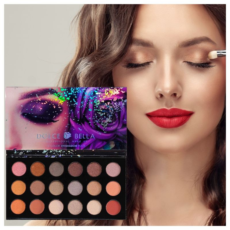 DOLCE BELLA - PALETA DE SOMBRAS DE 18 TONOS MODELO 03
