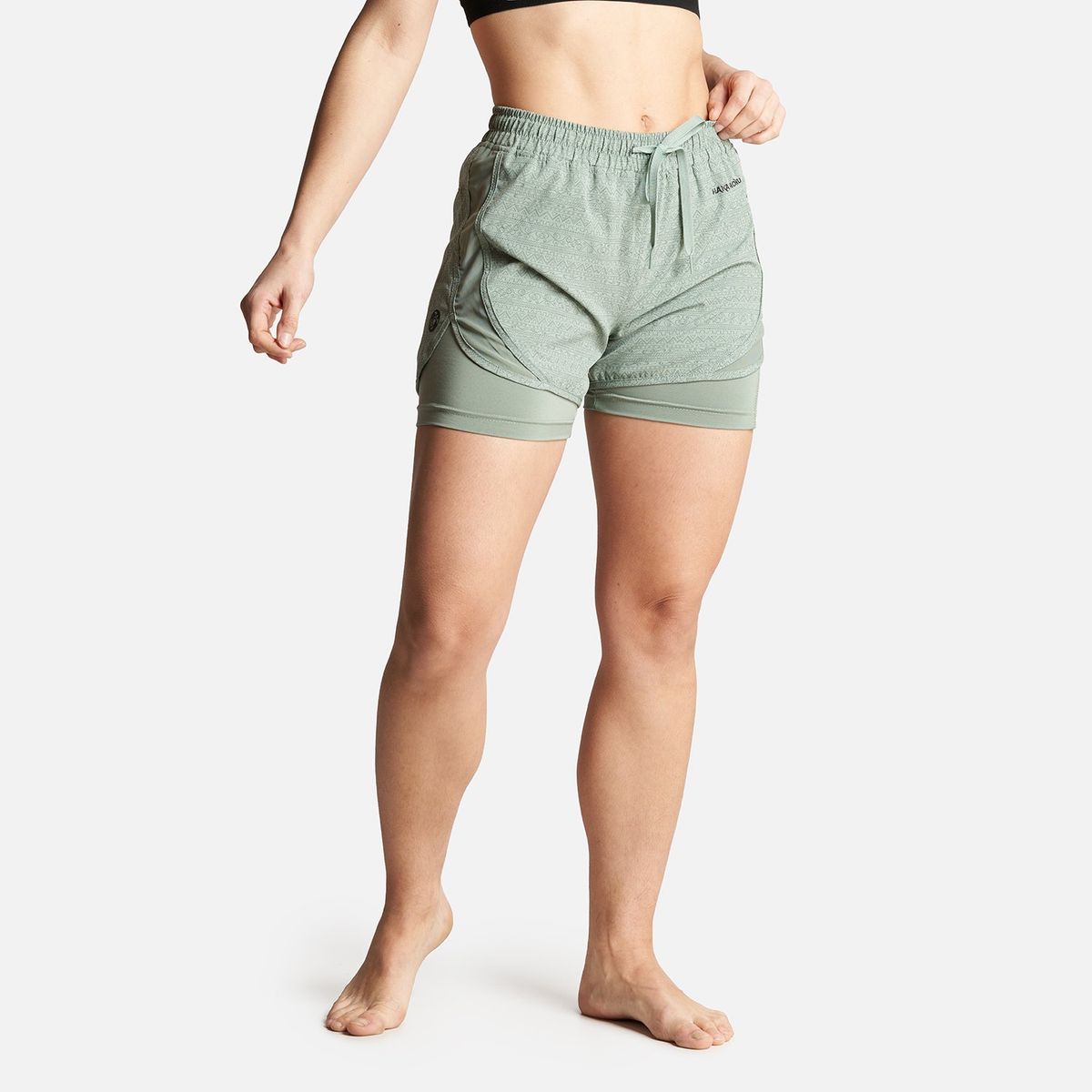 HAKA HONU - Short Mujer Canchera Full Print Beige Haka Honu