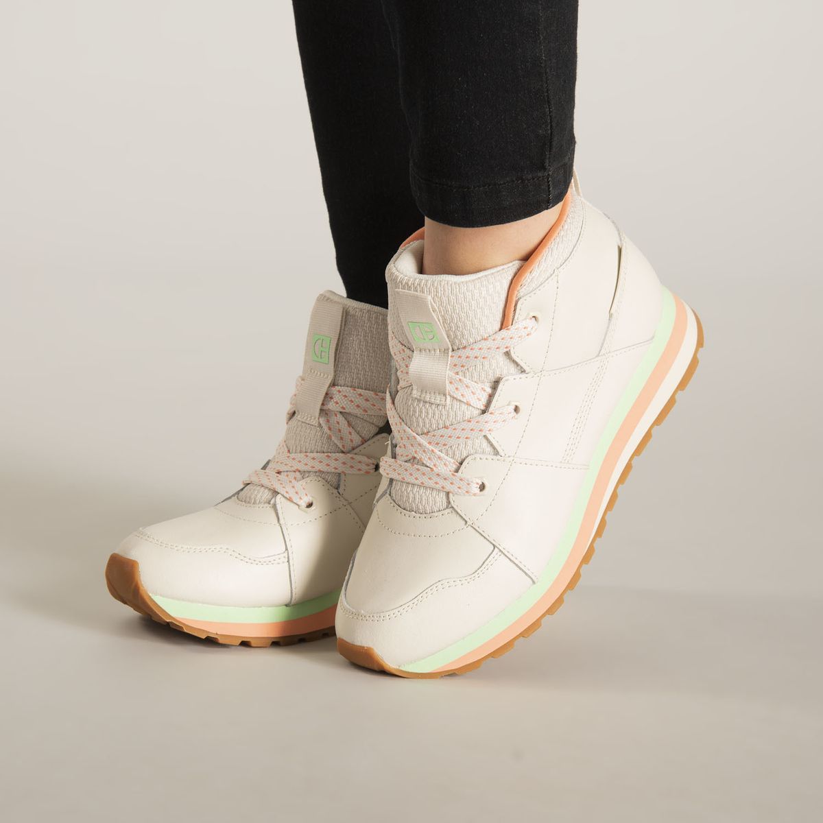 CAT - Zapatilla C/Caña Mujer Ventura Mid Elevated Gris CAT