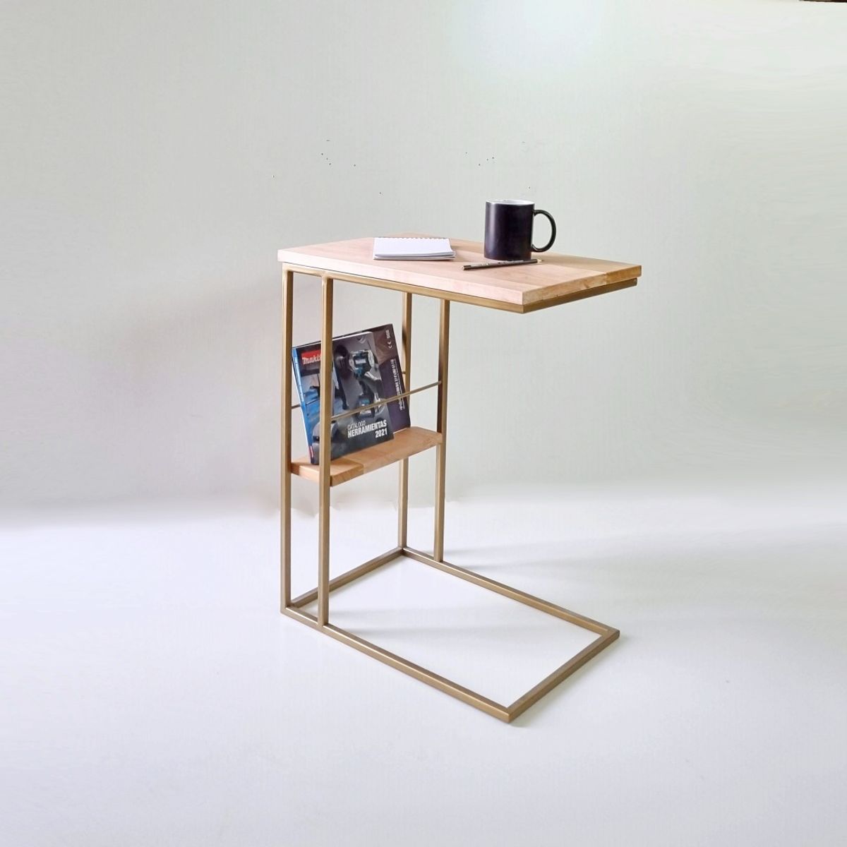 GENERICO - Mesa lateral MLF03 Base Dorada