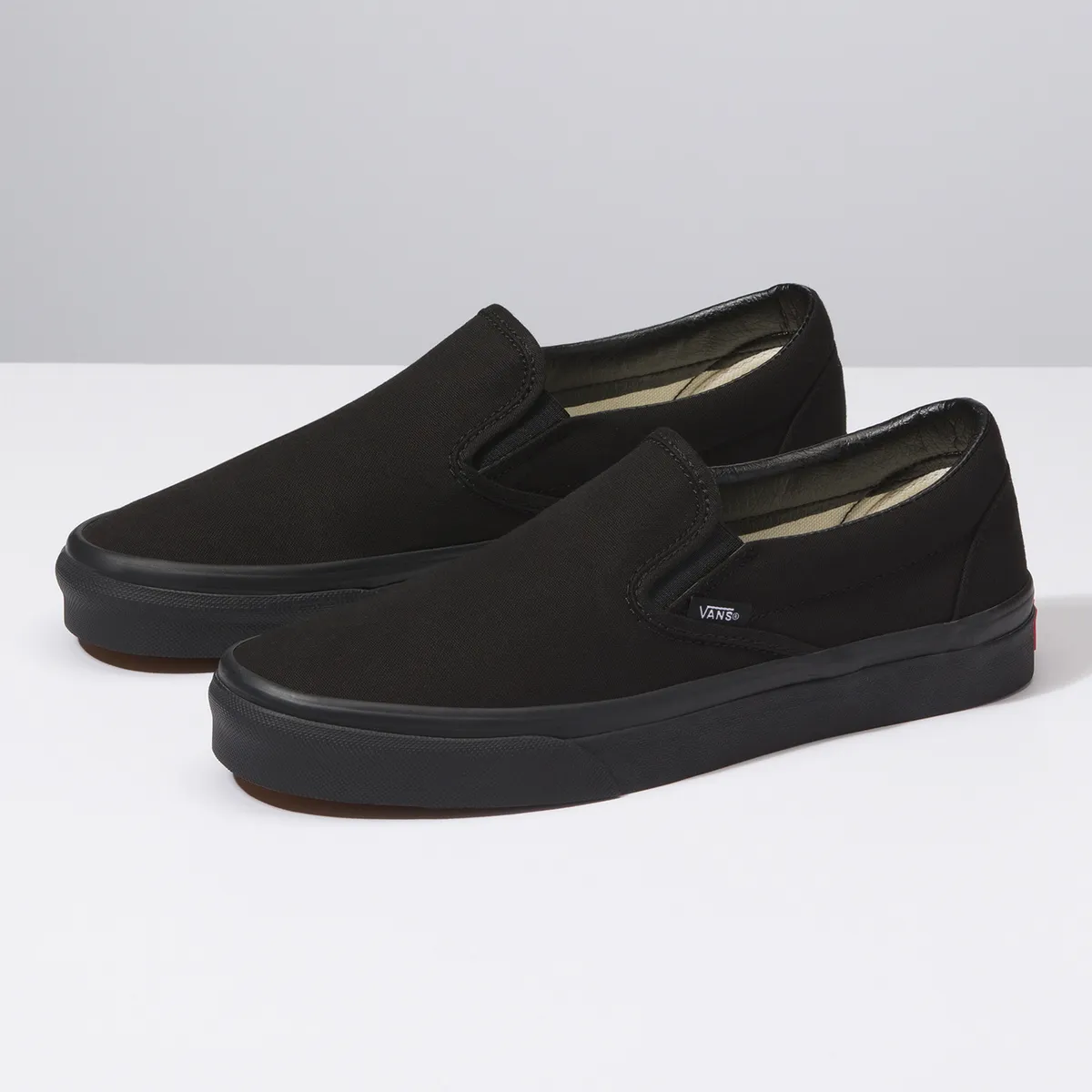 VANS - Zapatillas Unisex UA Classic Slip-On Negra VANS