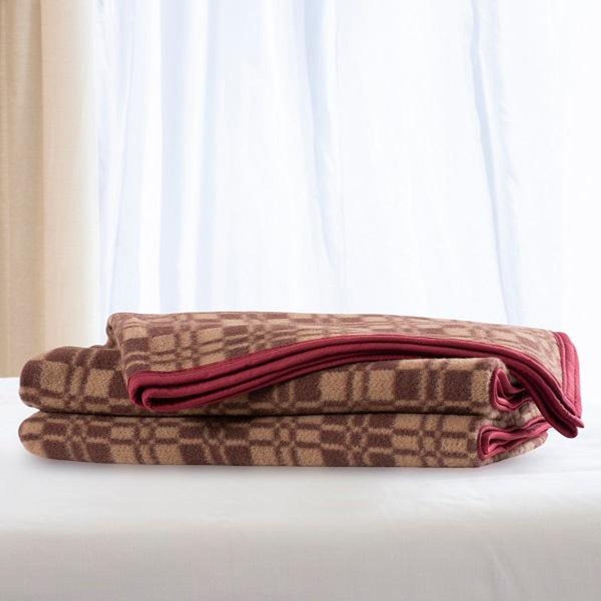 BELLAVISTA OVEJA TOME - Frazada Lana Cuadro Chico 15 Plaza Café Vicuña