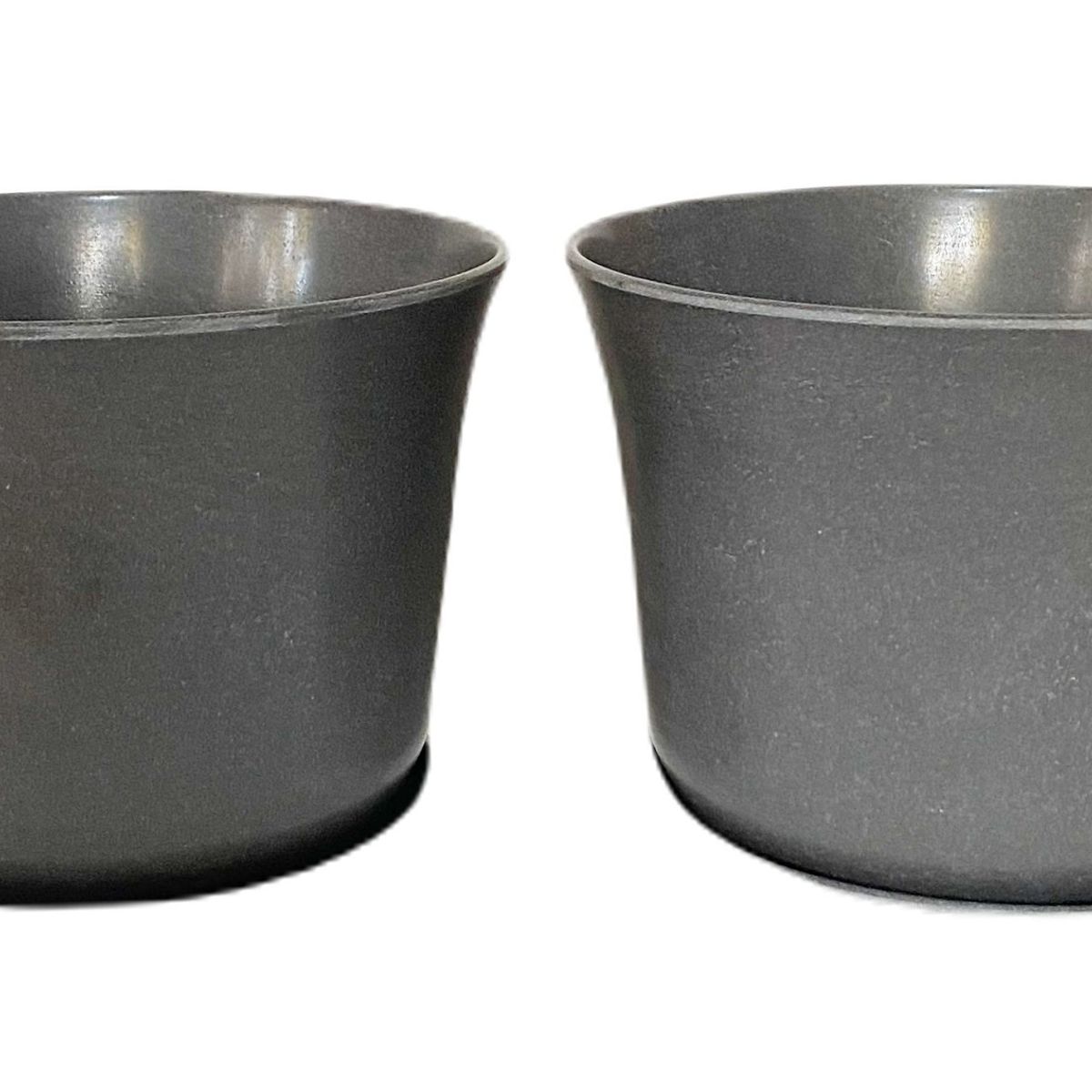 DECOGREEN - SET 2 MACETEROS BIODEGRADABLES CURVOS GRIS CON PLATO