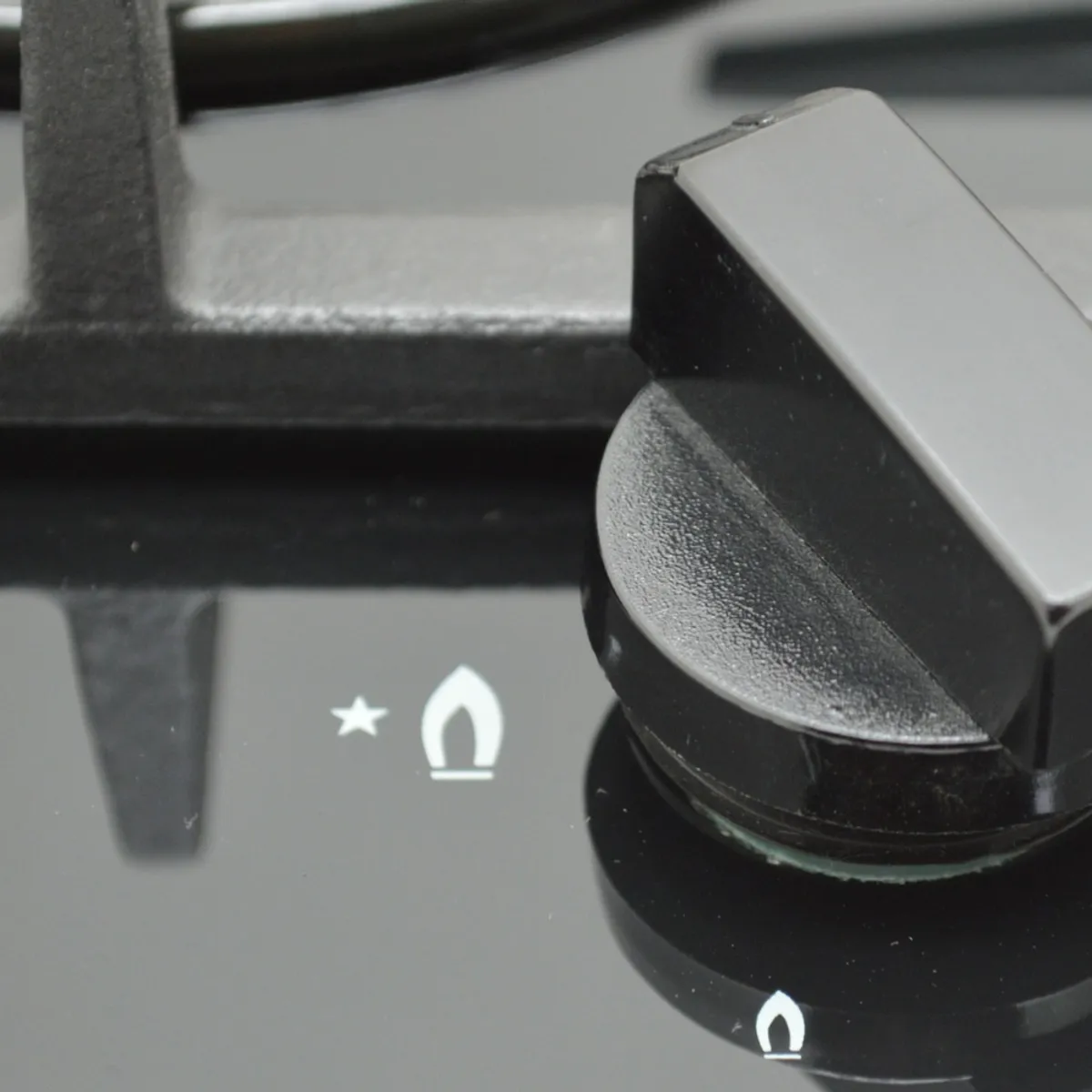 ALBIN TROTTER - Encimera Empotrable a gas on GlassKassel FFT FFD gas licuado