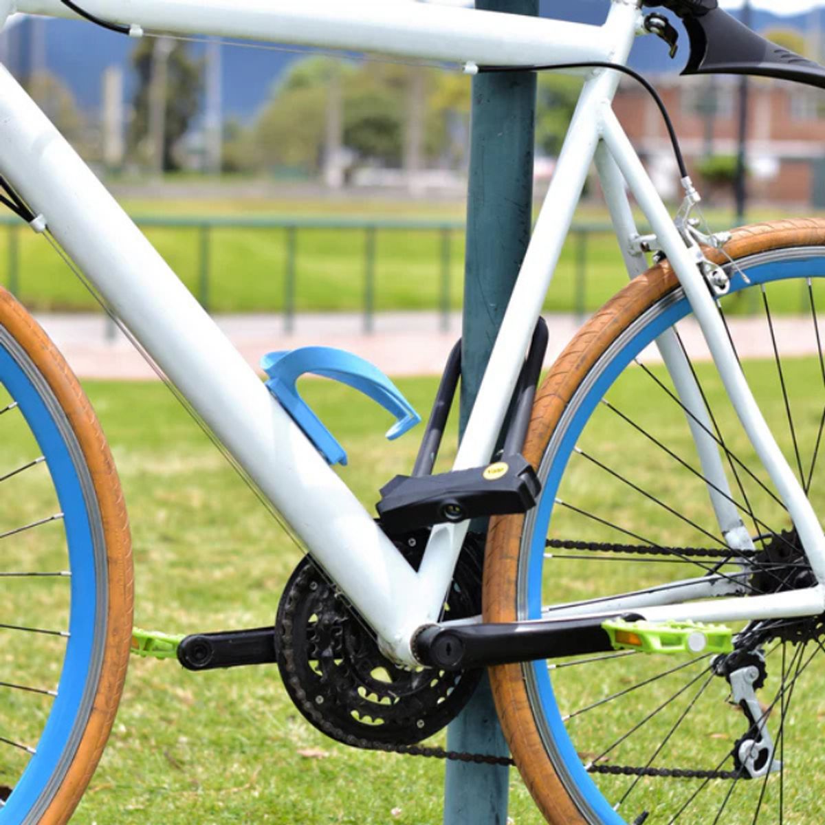 YALE - Candado Yale Bicicleta U-Lock 28,5cm Negro
