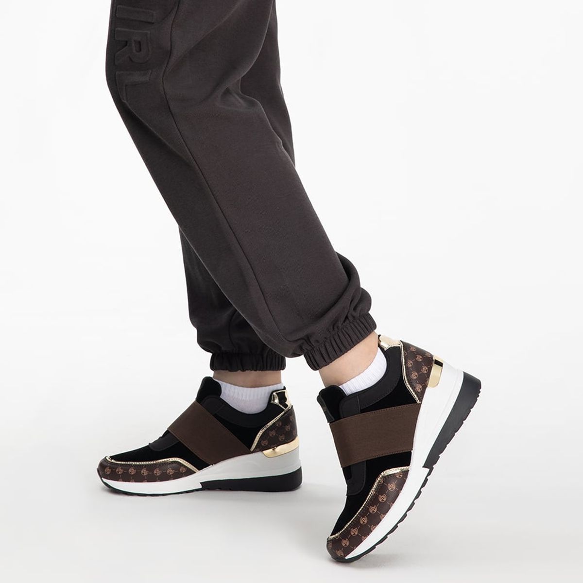 WEIDE - Zapatilla Mujer Helena Negro Weide