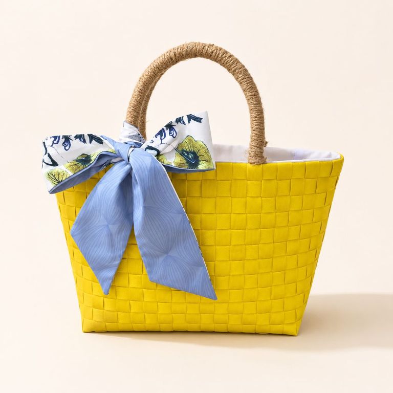 Cartera de Mano Javiera Amarilla con Panuelo Decorativo Amarillo M