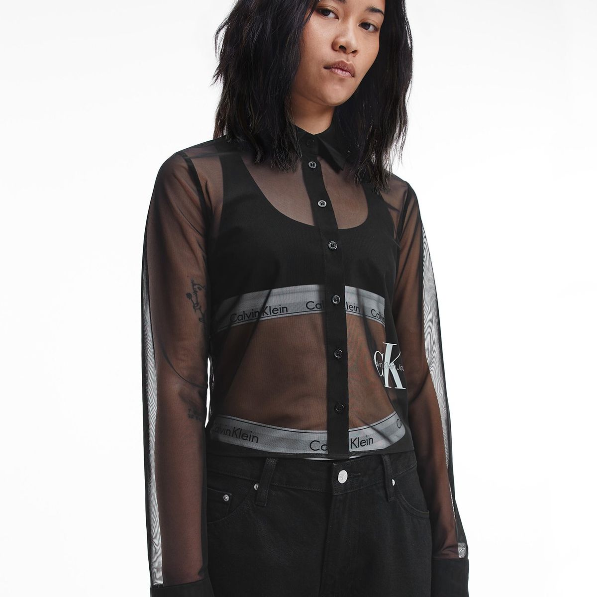 CALVIN KLEIN - Polera Monologo Relaxed Negro Calvin Klein