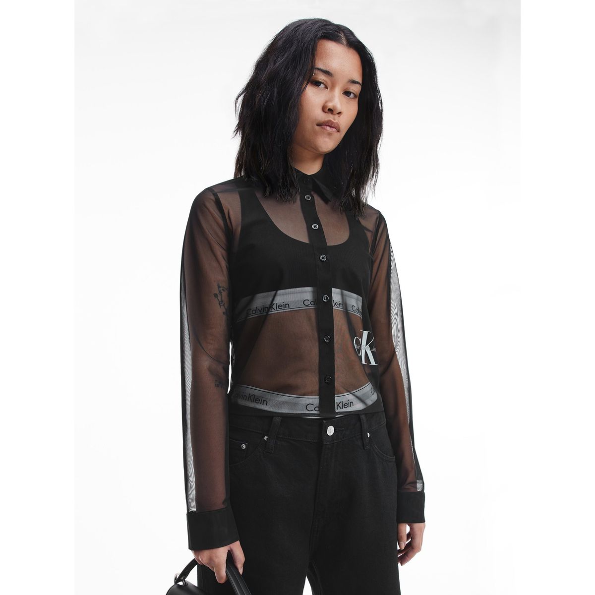 CALVIN KLEIN - Polera Monologo Relaxed Negro Calvin Klein