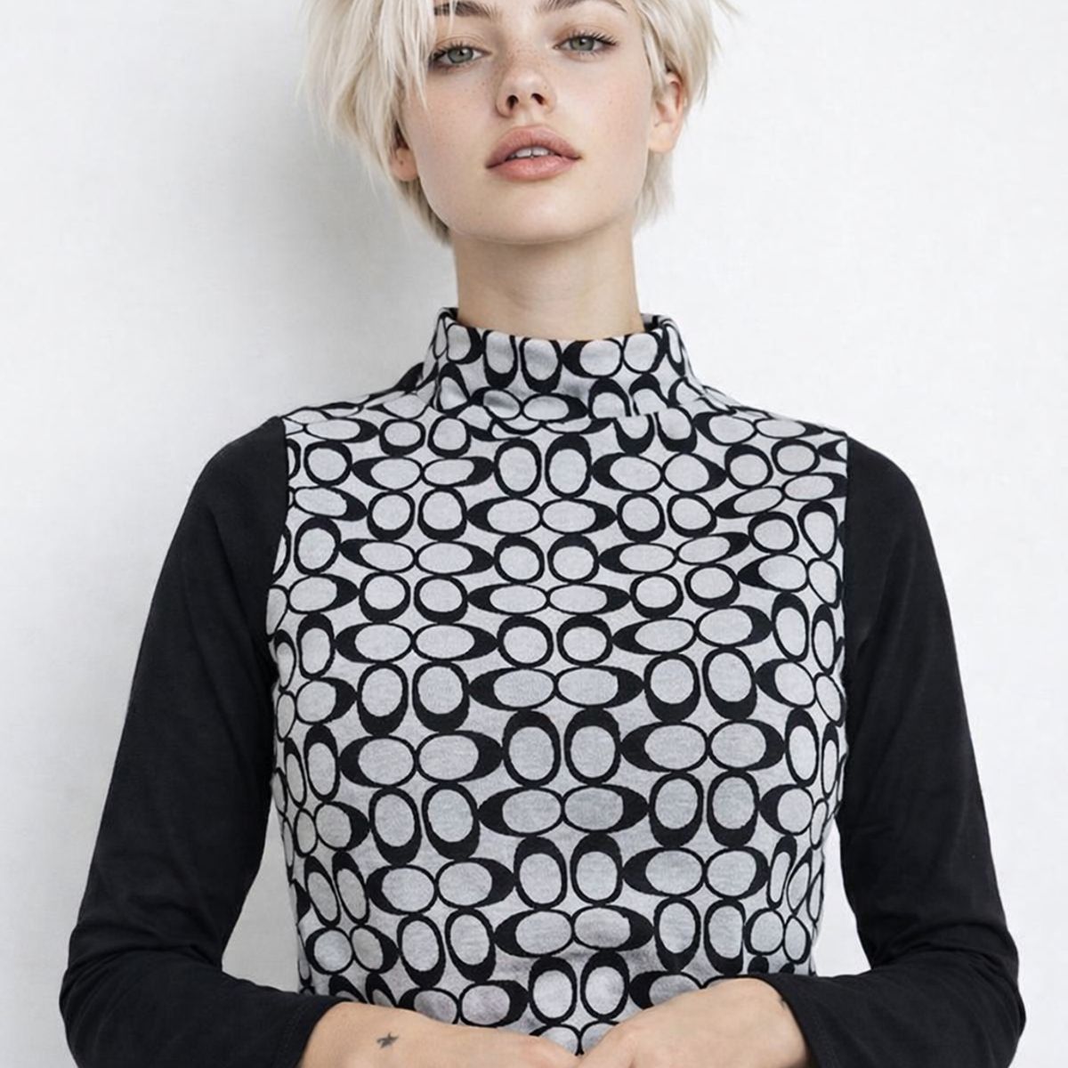 TENTATION - Polera Bicolor Estampada