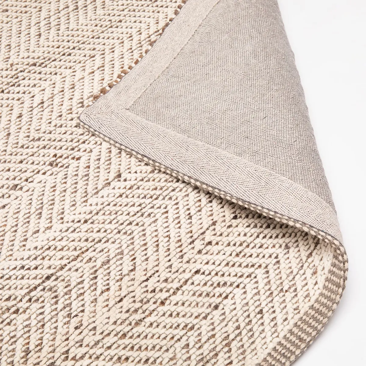 FORM DESIGN - Alfombra Chebbi 150x200 Crudo Form