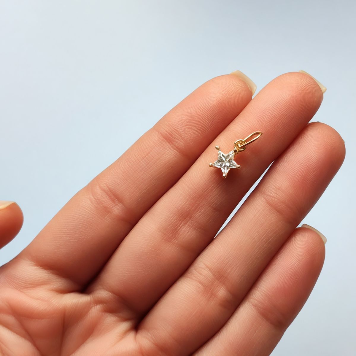 COGGIOLA - Colgante Punto De Luz Estrella Enchapado Oro 18K