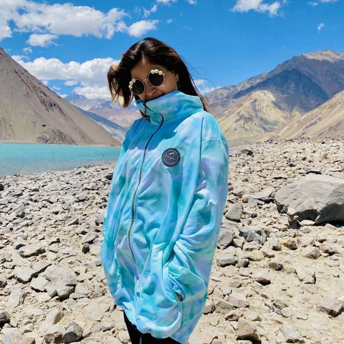 KAZU CAJON DEL MAIPO SPA - Poleron Kazu Hoodie Vari Oversize