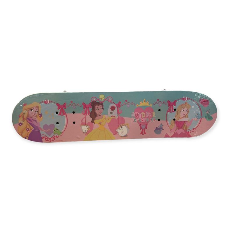 DISNEY - SET SKATEBOARD CON CASCO Y ACCESORIOS PRINCESAS
