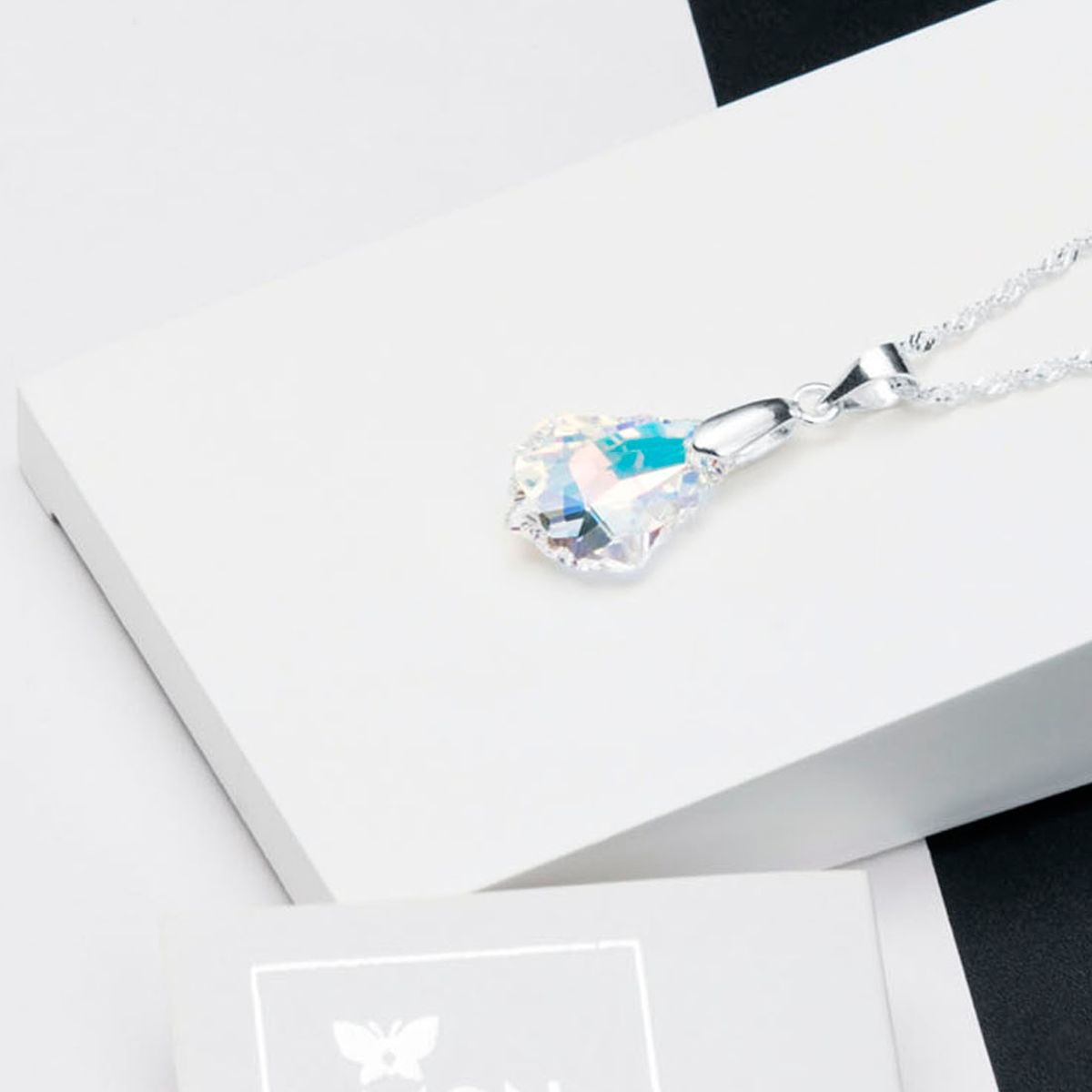 JOYAS MONTERO - Collar Roma Plata 925 creado con cristales de Swarovski® Aurora Boreal